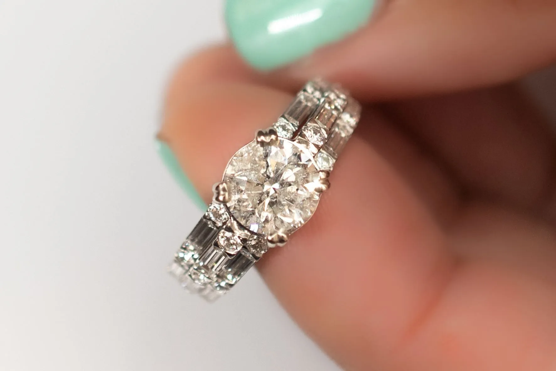 2.04 ct Round Brilliant Cut GSI Diamond Ring