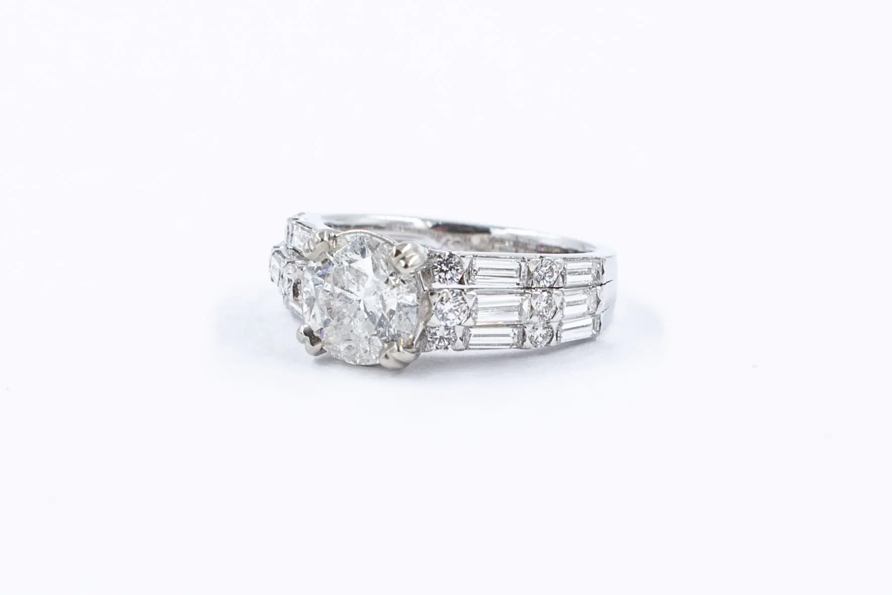 2.04 ct Round Brilliant Cut GSI Diamond Ring