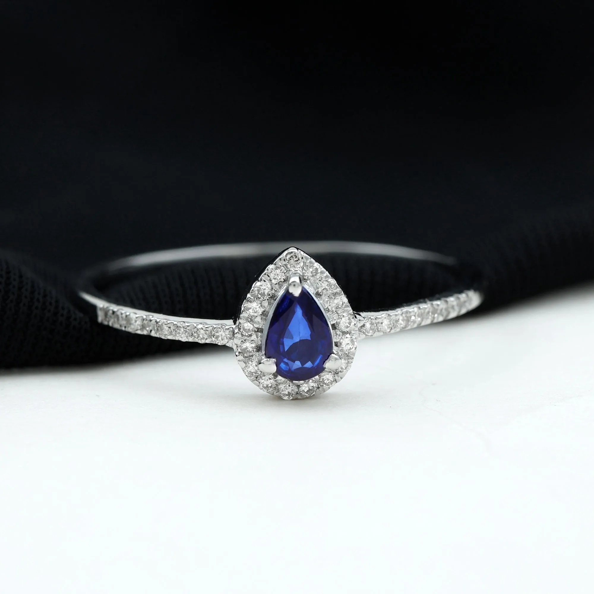 3/4 CT Pear Cut Blue Sapphire Engagement Ring with Diamond Halo