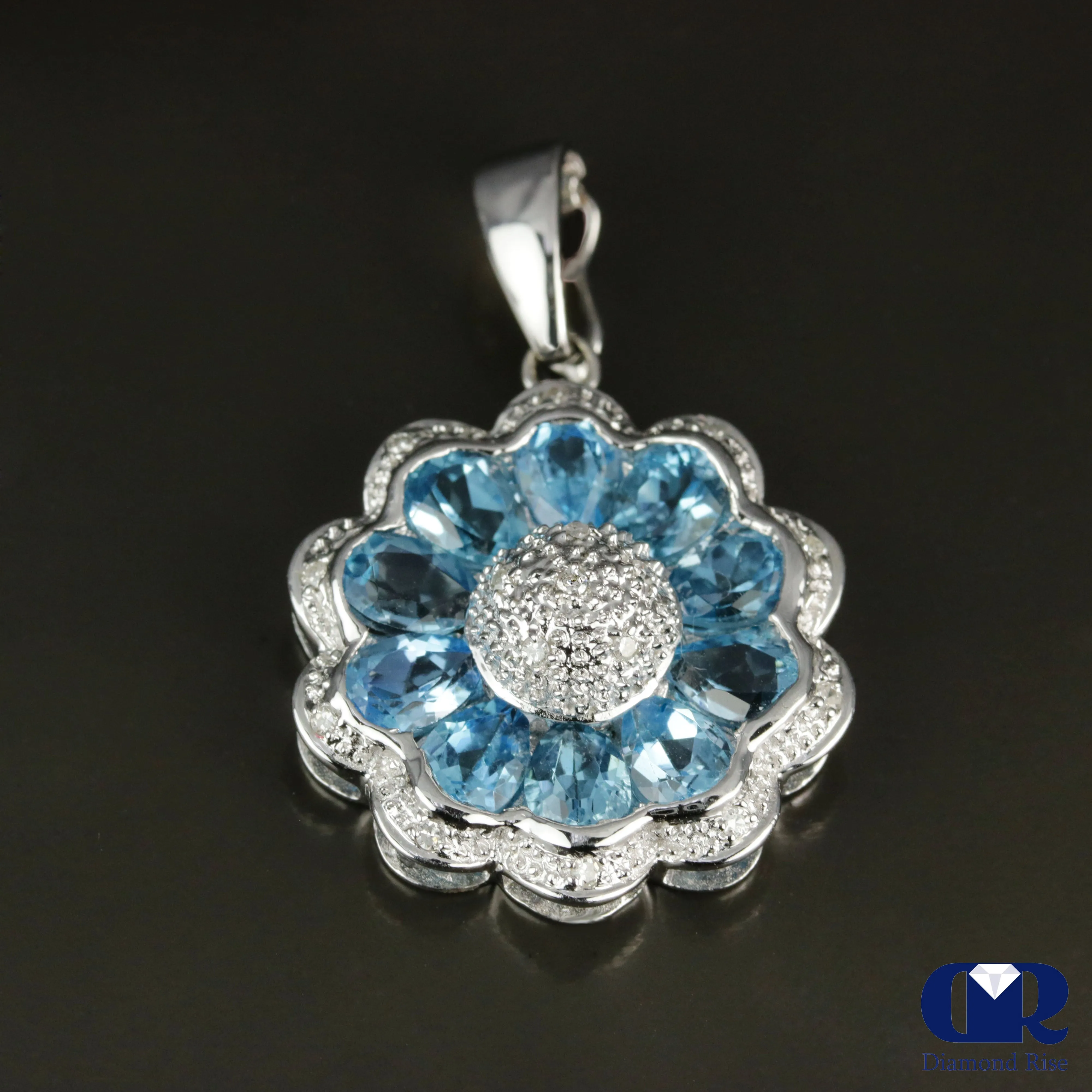 5.47 Ct Blue Topaz & Diamond Pendant In 18K Gold