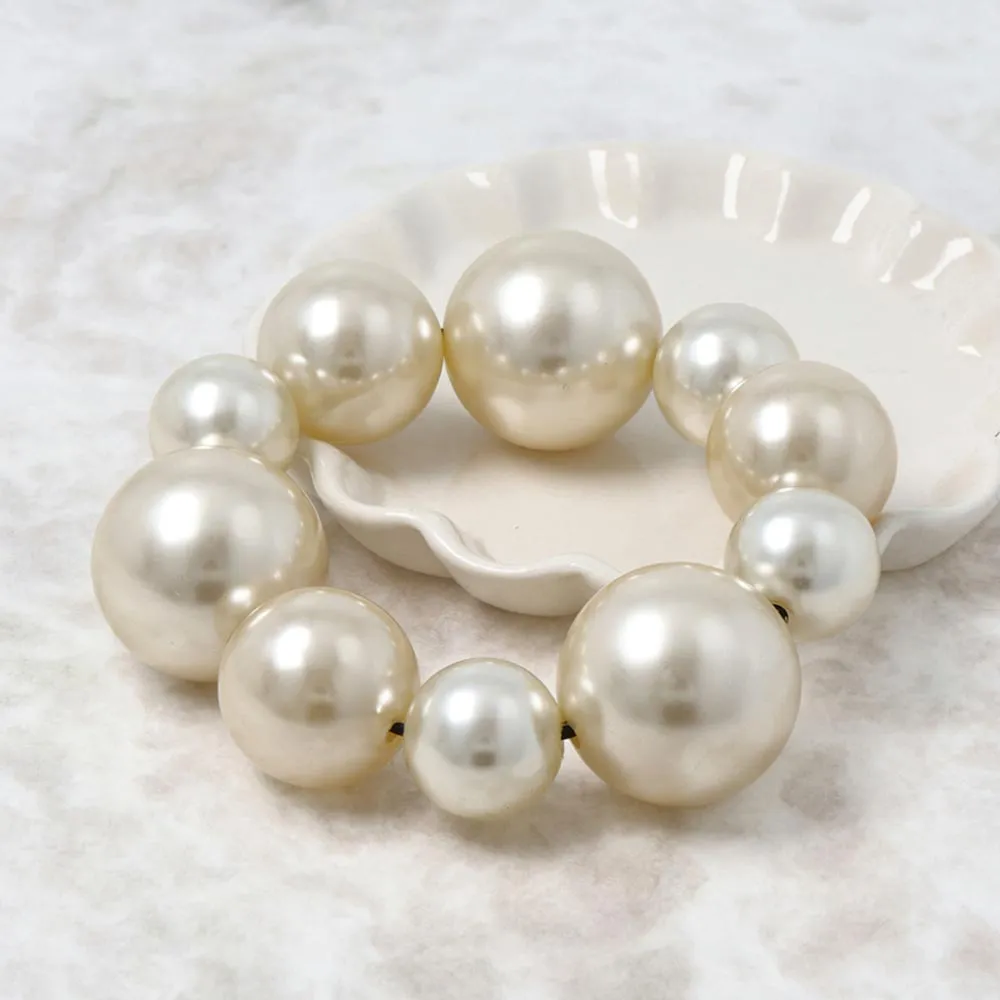 Chunky Pearl Ponytail Holder