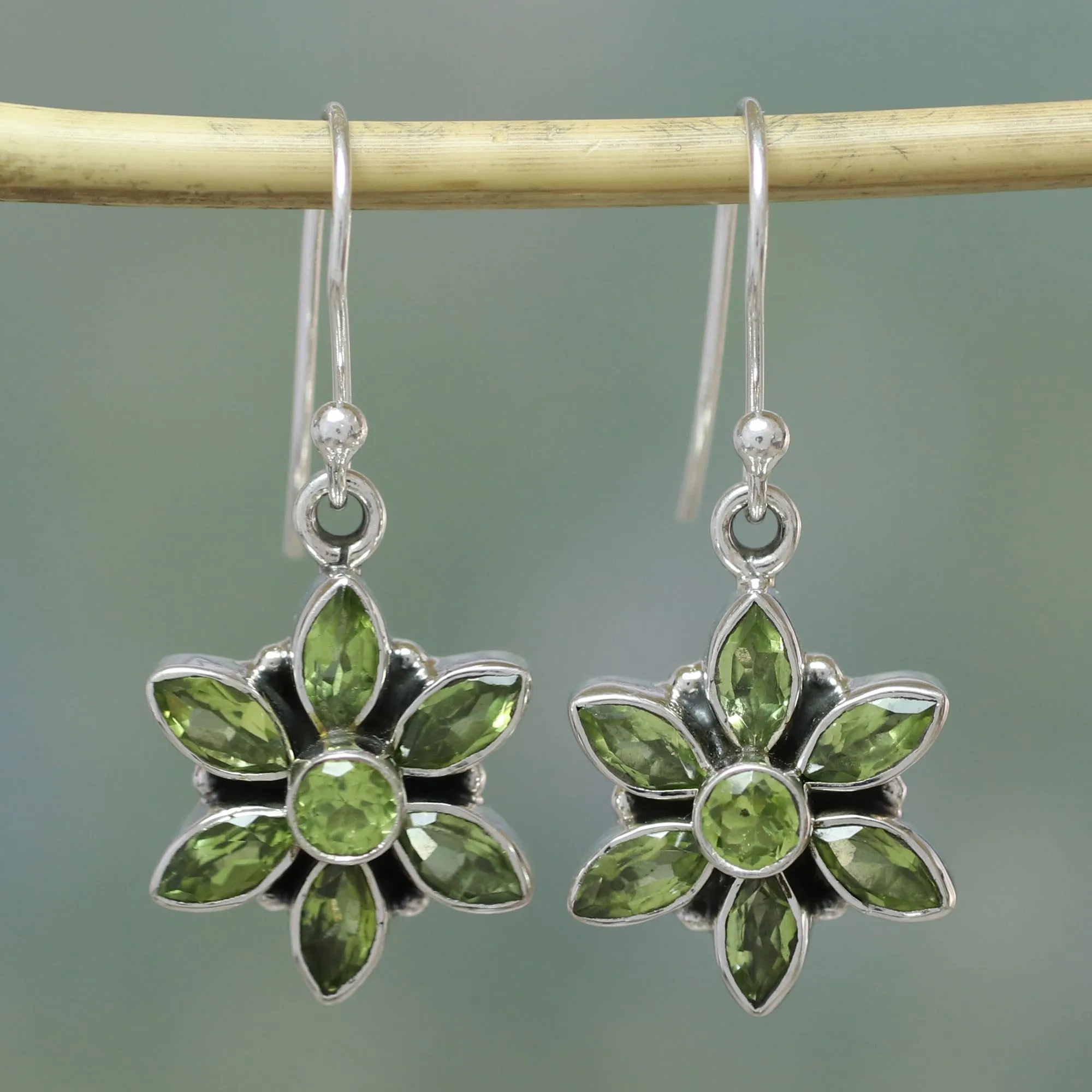 Daisy Beauty Peridot Dangle Earrings