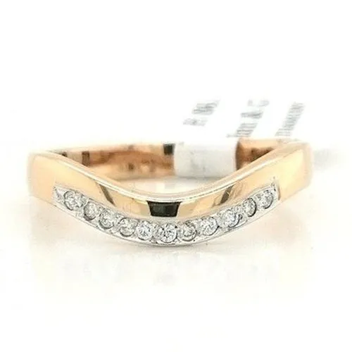 Shaped Brilliant Cut Diamond Band