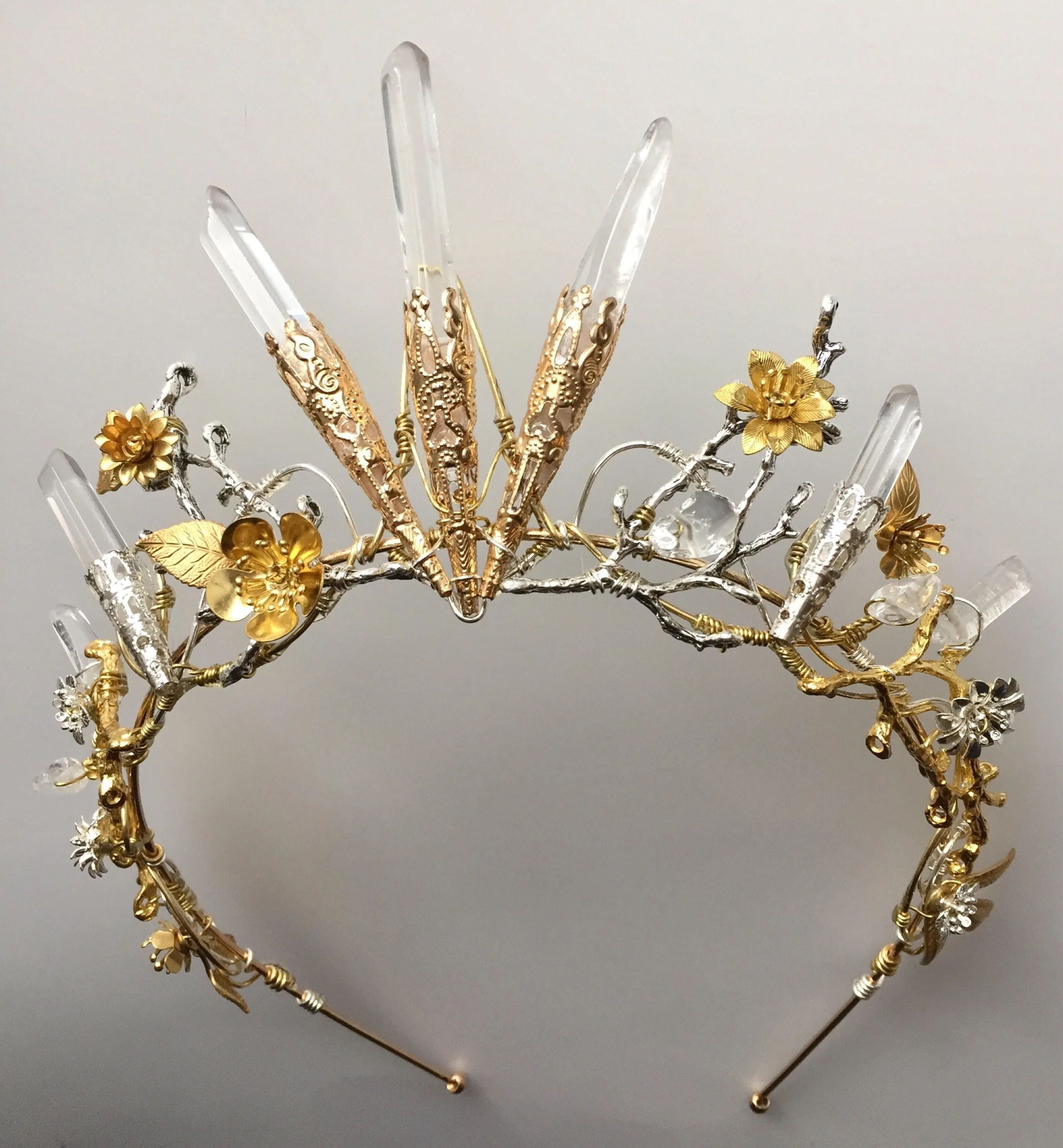 The GILT DELPHINE Crown